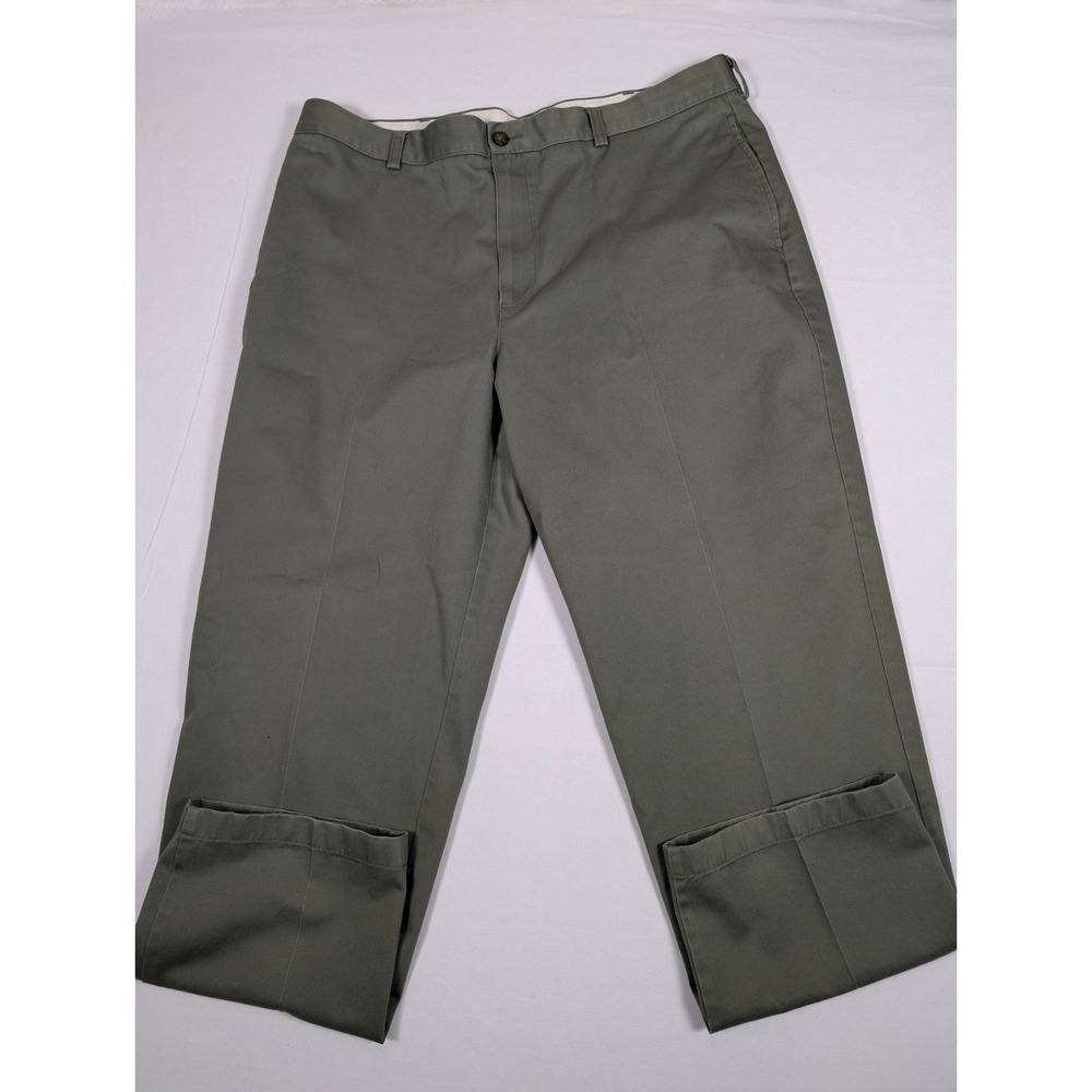 LL Bean Natural Fit Mens 40x32 Olive Green Chino Pants Cotton Twill 212332